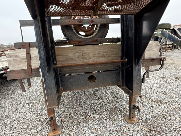 #22671-•-2004-delta-mfg-gn-f-40'-t/a-gooseneck-flatbed-trailer-4mhfs460224n013184-image-11