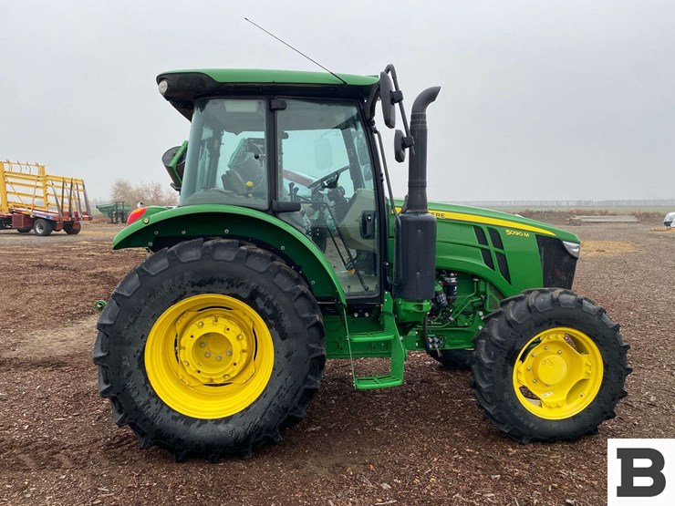 2018-john-deere-5090m-image-6