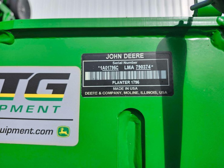 2021-john-deere-1795-image-3