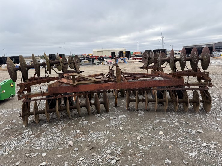 john-deere-7-image-52