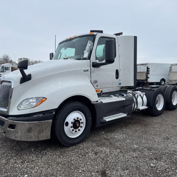 2019 INTERNATIONAL LT