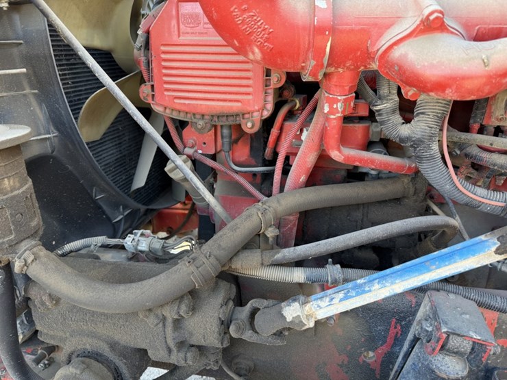 #1955-•-2008-international-eagle-day-cab-truck-tractor-image-18