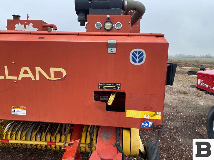 2002-new-holland-bb900-image-9
