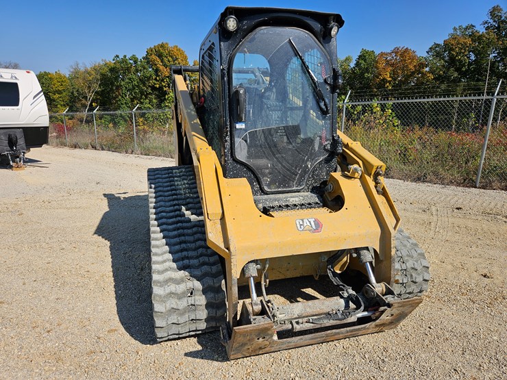 2023-caterpillar-299d3-image-19