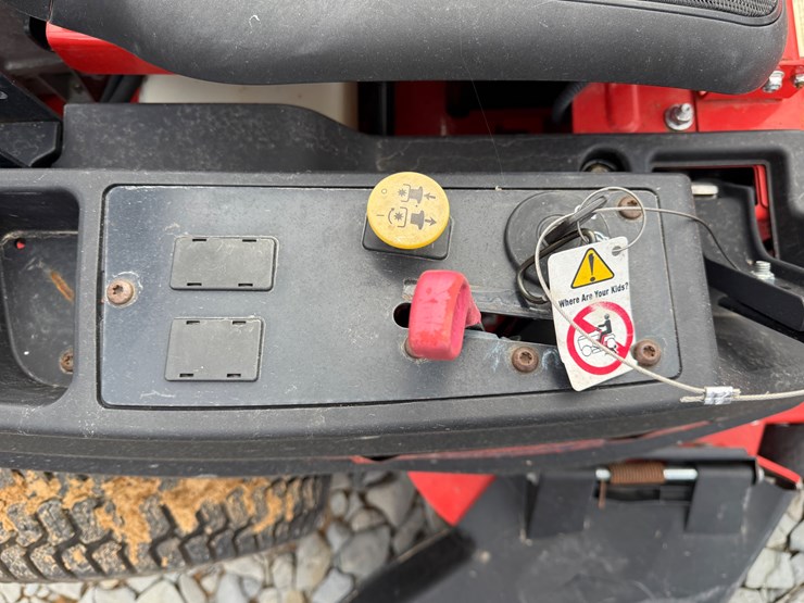 #22645-•-simplicity-zero-turn-mower-2017982036-image-16