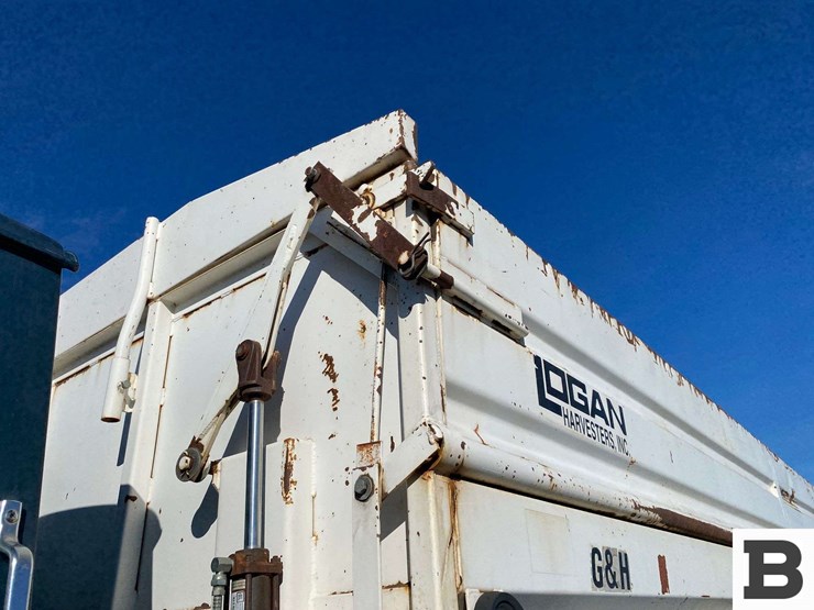 1995-ford-l9000-image-18