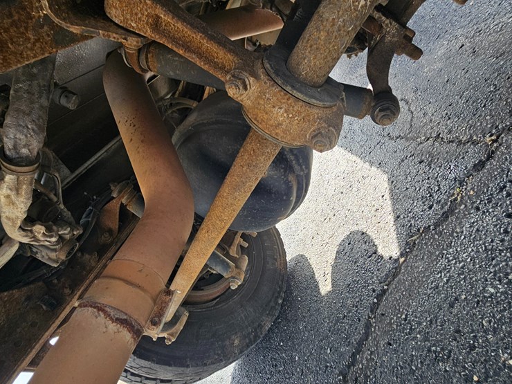 2016-freightliner-s2g-image-75