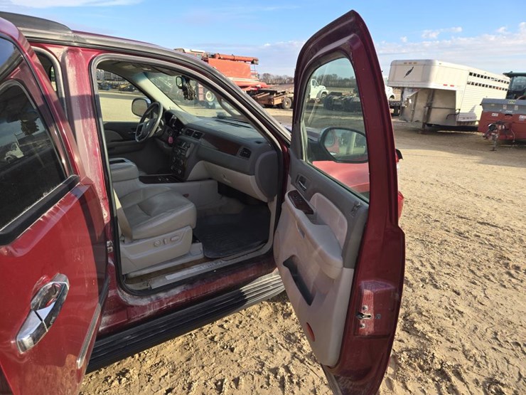 2009-chevrolet-tahoe-ltz-image-7