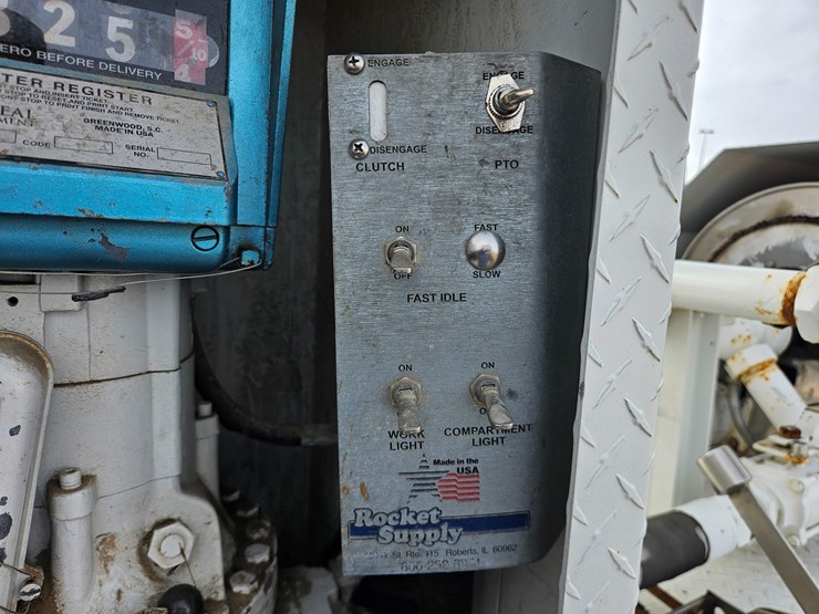 2018-freightliner-s2g-image-73