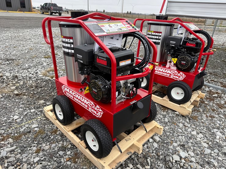 #2-•-unused-magnum-4000-series-hot-water-pressure-washer-254491-inv#33541-image-3
