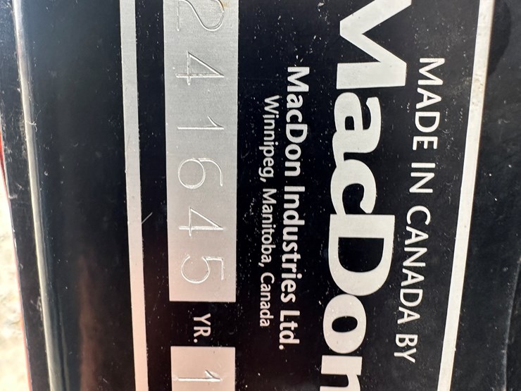 2014-mac-don-fd75-image-66