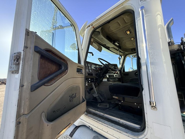 #1974-•-2008-international-eagle-day-cab-truck-tractor-image-29