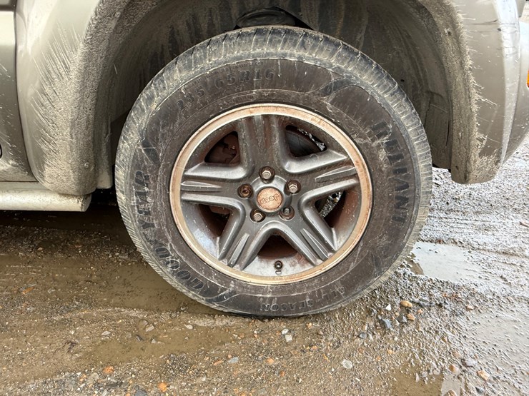 2004-jeep-liberty-image-6