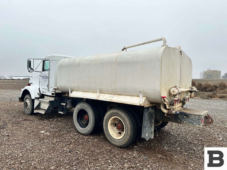 kenworth-t800-image-3