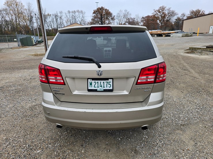2009-dodge-journey-image-14