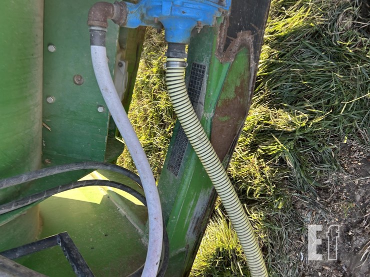 2010-parker-1348-image-11