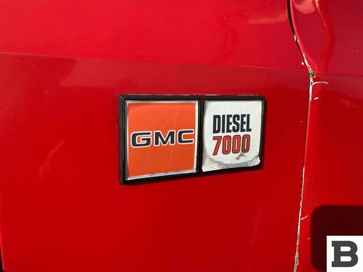 1986-gmc-c7000-truck-image-47