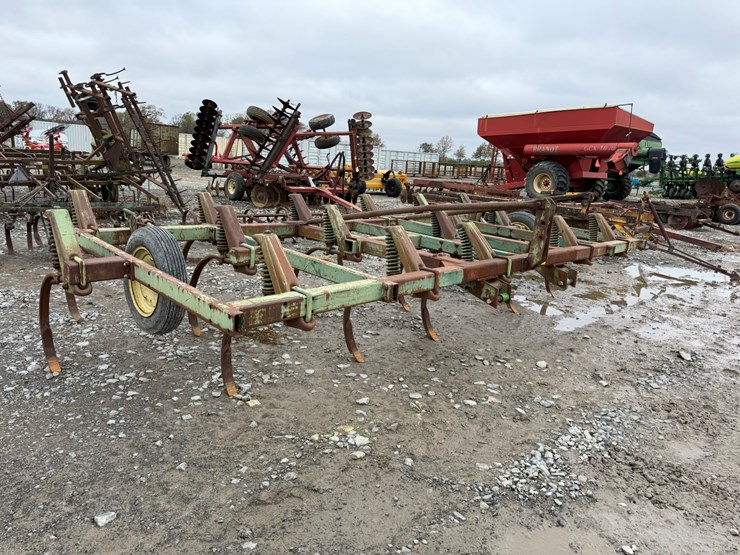 john-deere-1600-image-1