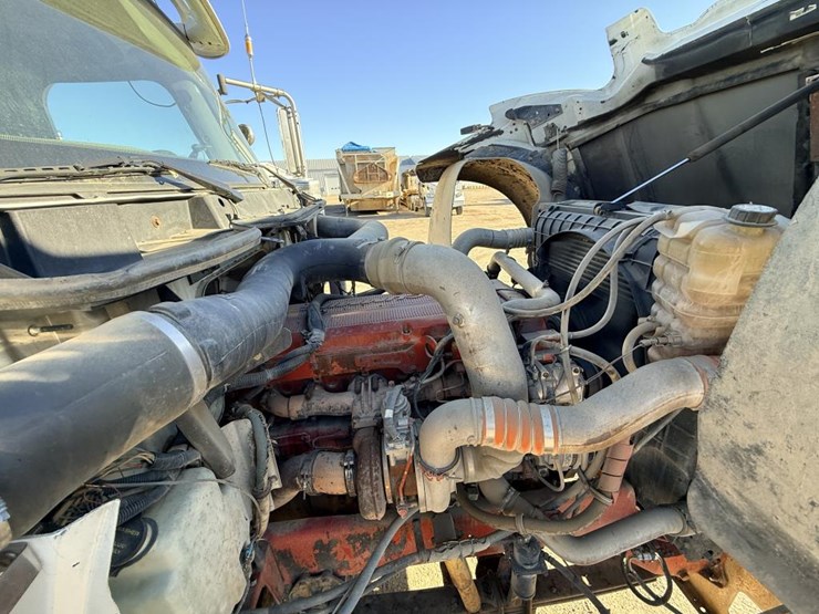 #1974-•-2008-international-eagle-day-cab-truck-tractor-image-41