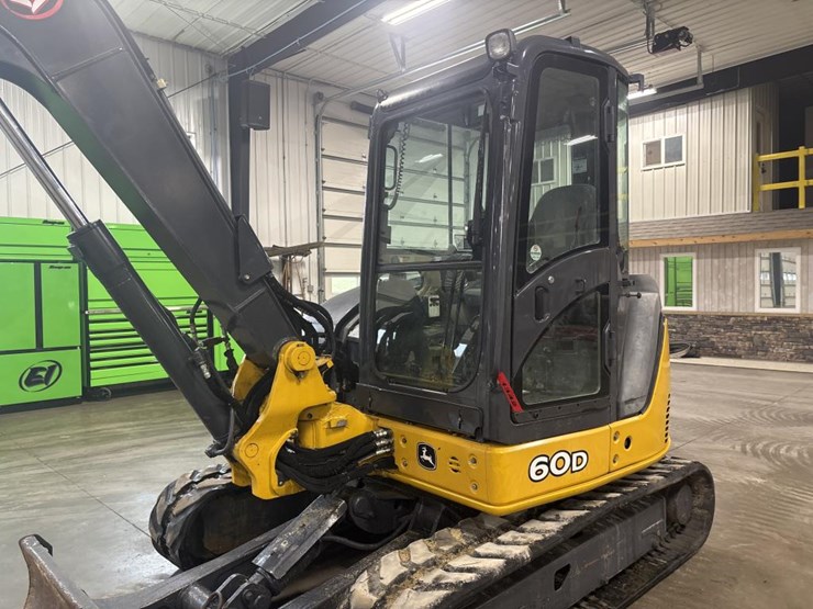 deere-60d-image-8
