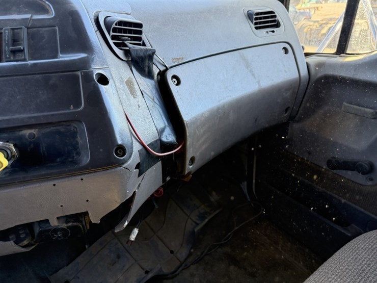 #1953-•-1998-ford-fuel-truck-image-64