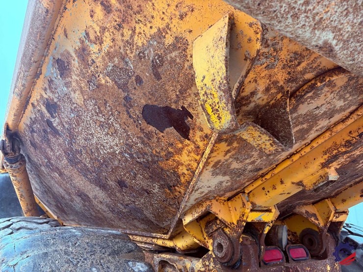 1995-volvo-a30-image-43