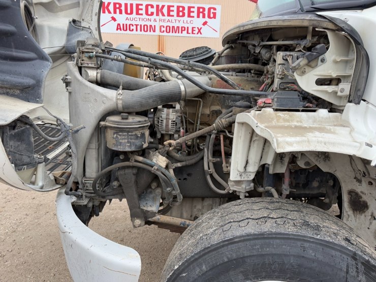 2006-freightliner-m2112-flatbed-image-23