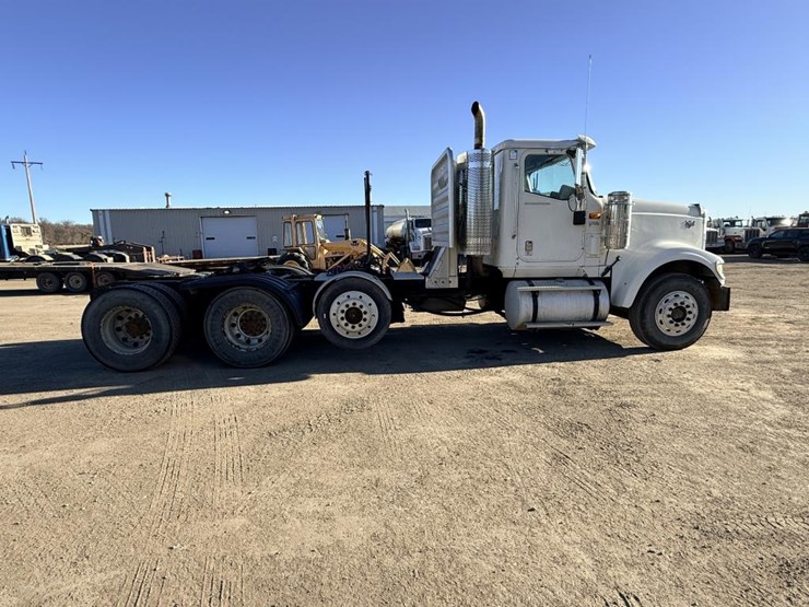 #1972-•-2008-international-eagle-day-cab-truck-tractor-image-6