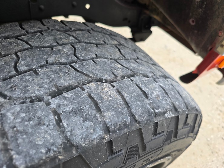 1986-dodge-ram-charger-image-103