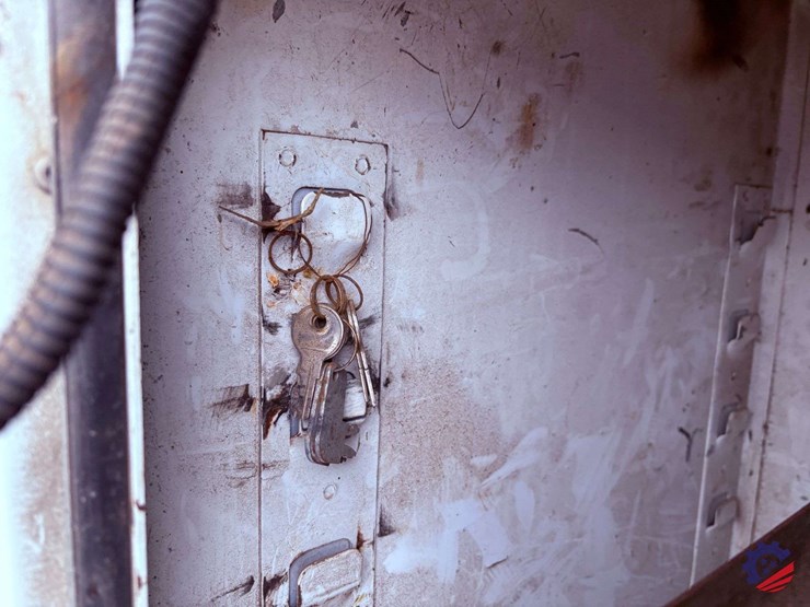 1998-freightliner-fl70-image-29