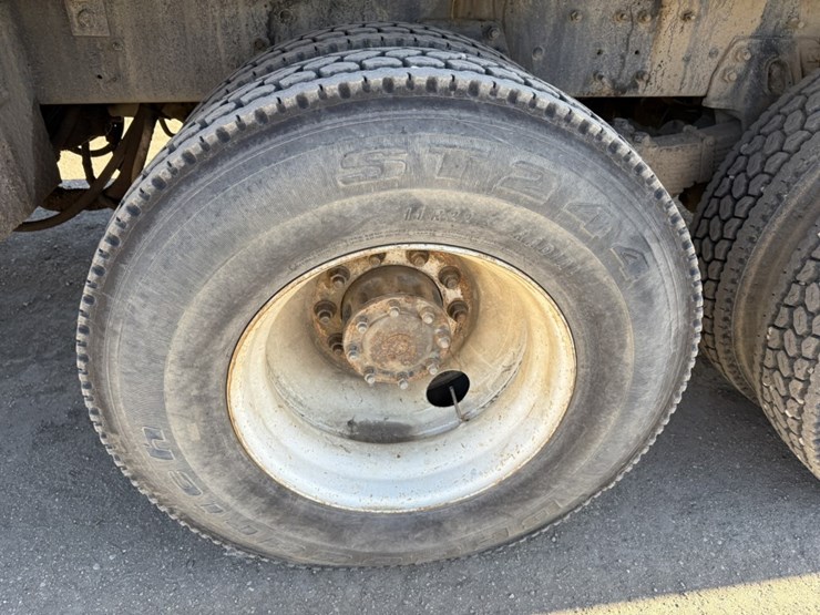 #1953-•-1998-ford-fuel-truck-image-83