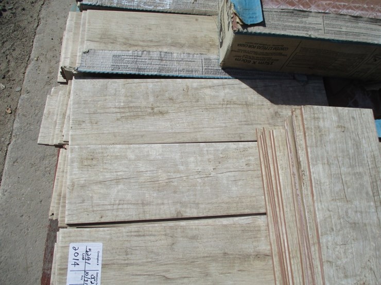 lot-of-ceramic-tiles-&-faux-wood-blinds-image-3