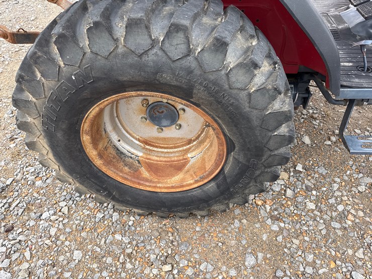 mahindra-2810-image-28