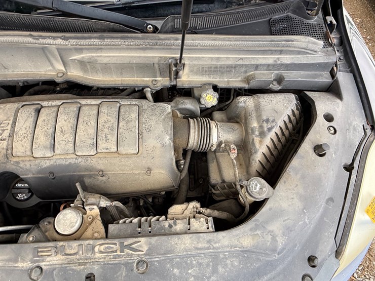 2012-buick-enclave-image-44