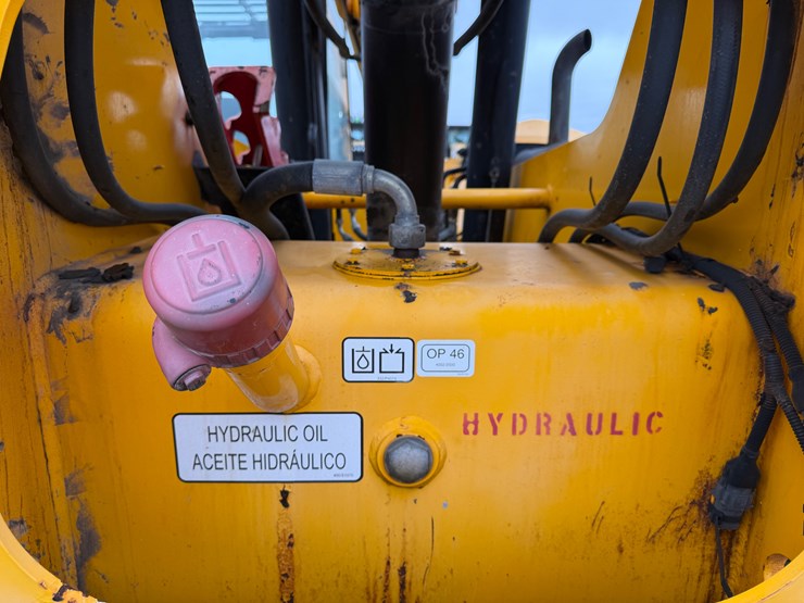 2018-jcb-509-42-image-7