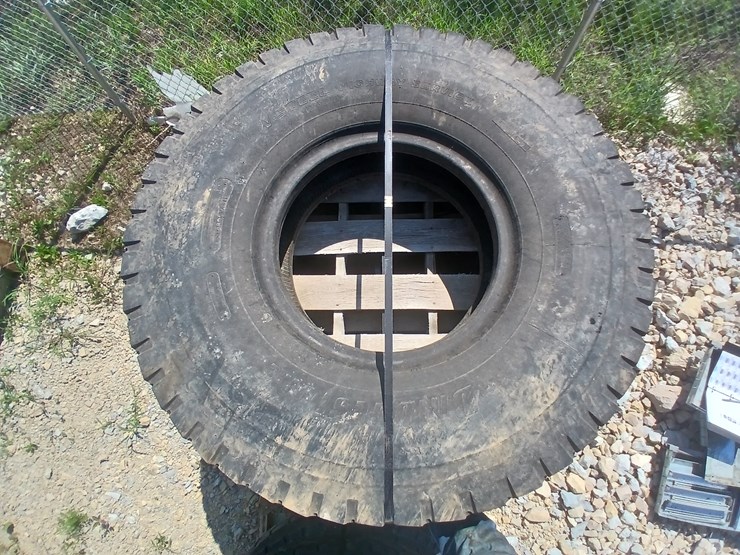 #20630-•-5--bridgestone-loader-tires-image-9