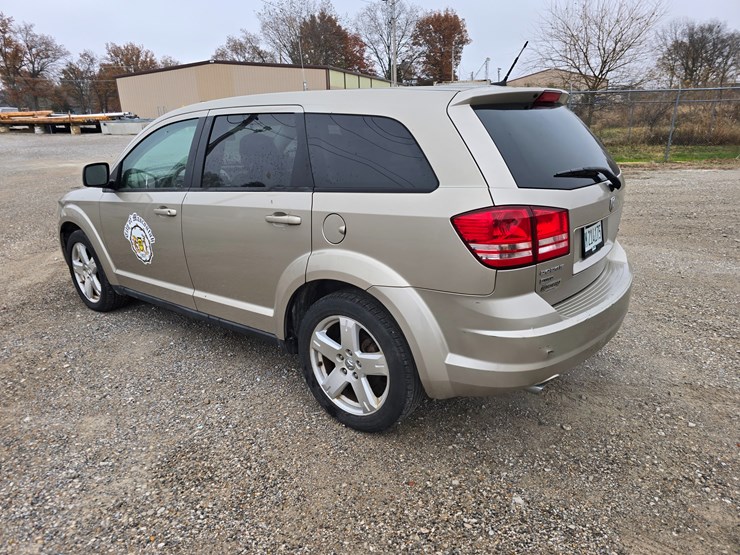 2009-dodge-journey-image-10