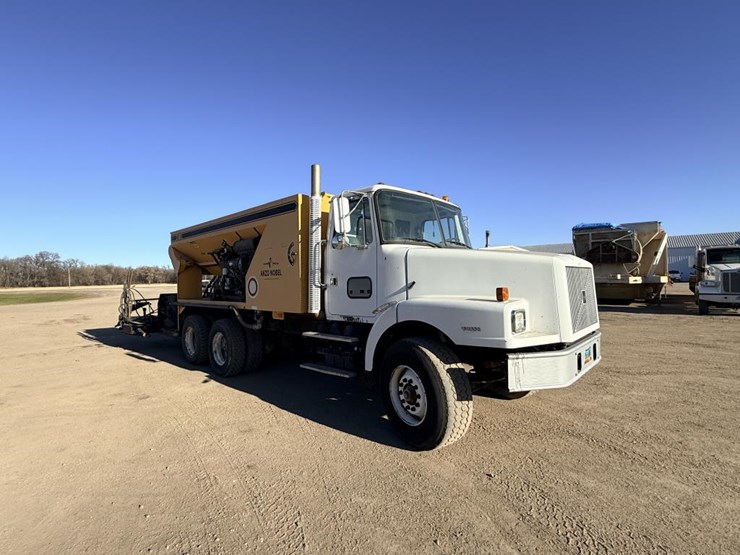 1999-akzo-nobel-hd10-image-7