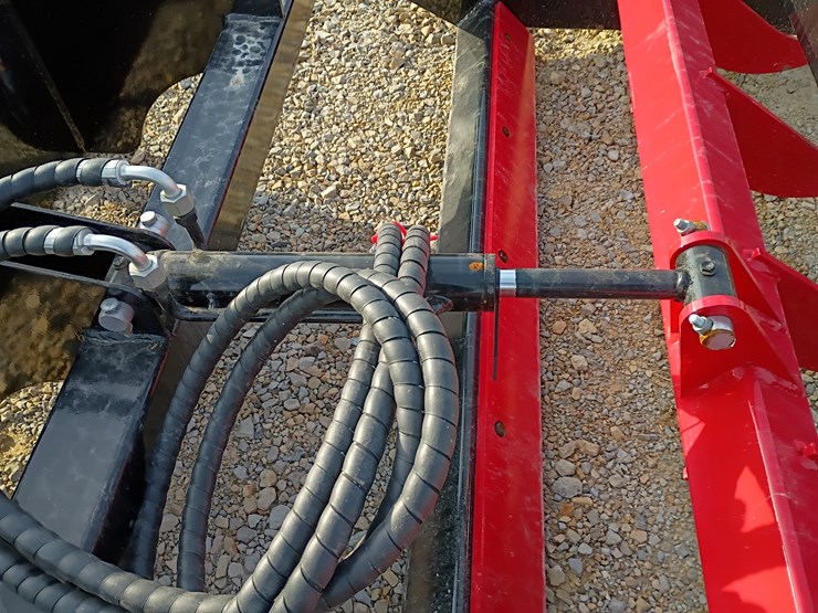 #22204-•-land-leveler-with-rippers-72"-skid-steer-attachment-image-10