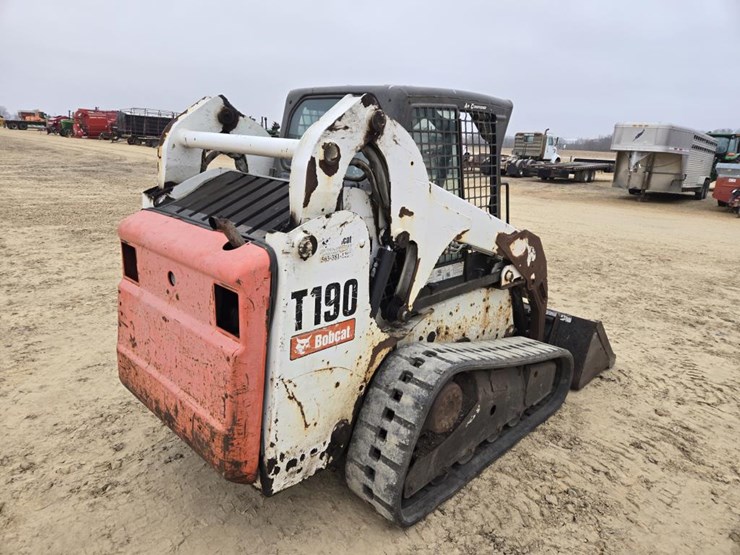 bobcat-t190-image-10