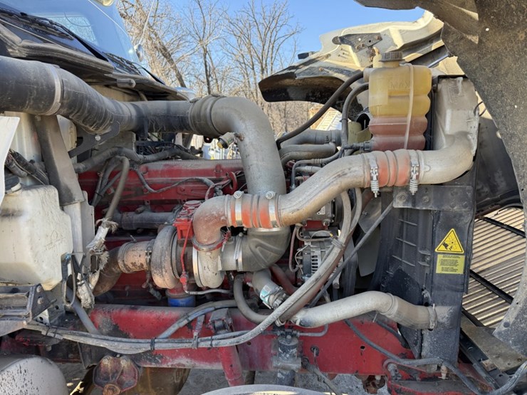 #1955-•-2008-international-eagle-day-cab-truck-tractor-image-19