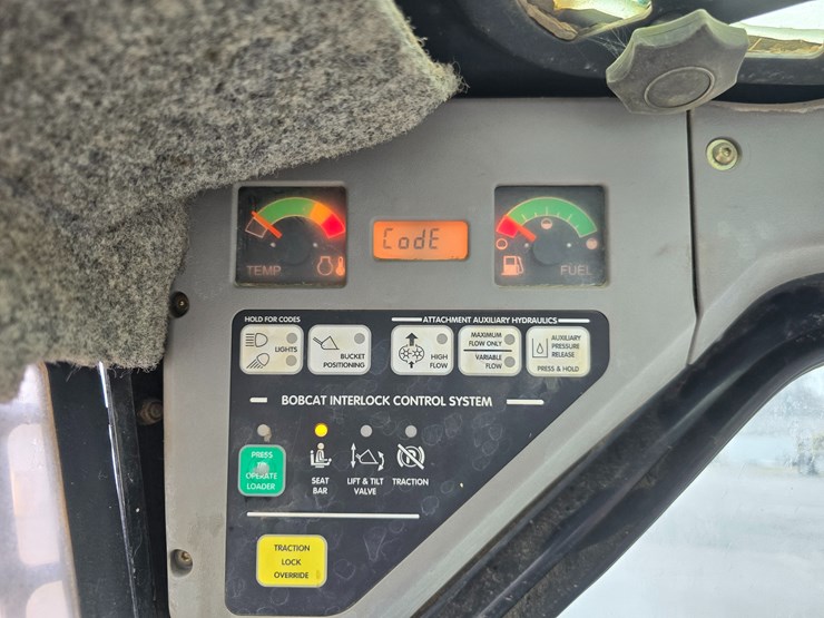 bobcat-t250-image-61