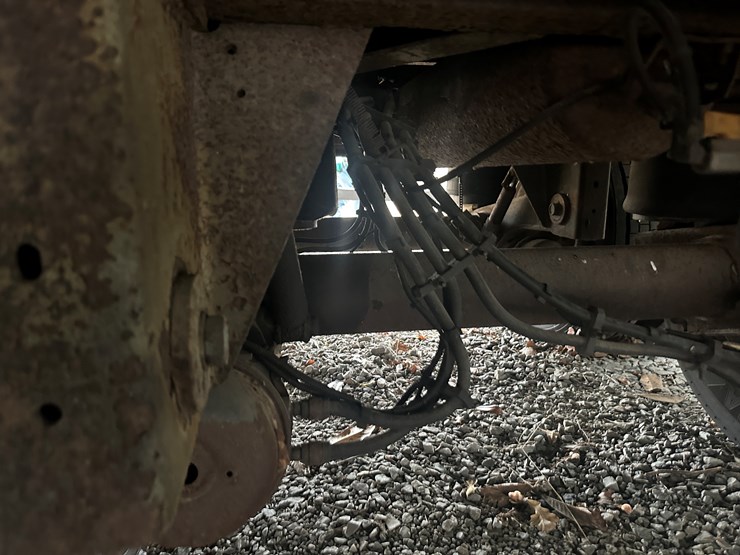 2007-utility-van-image-17