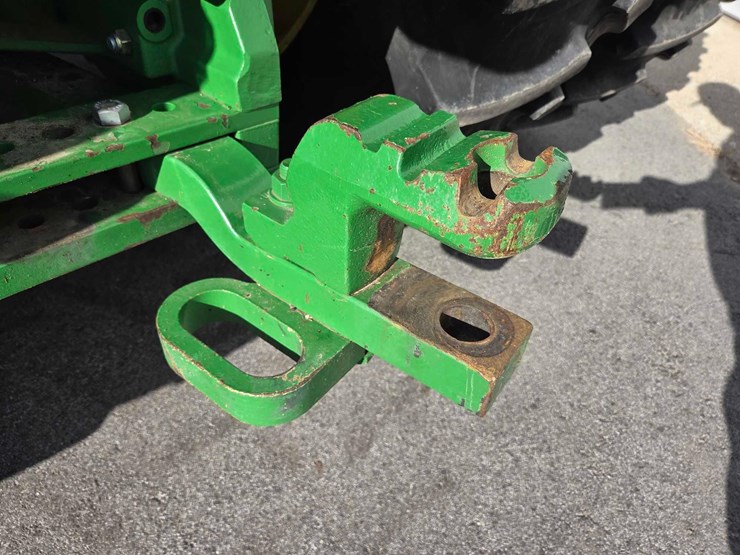 2012-john-deere-8285r-image-36