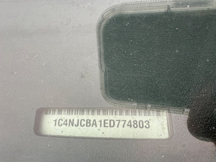 2014-jeep-compass-image-63