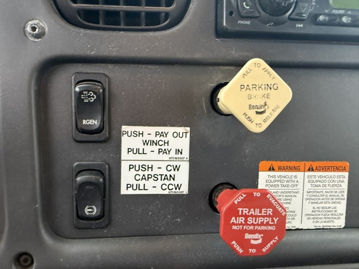 #2000-•-2014-freightliner-altec-digger-derrick-image-80