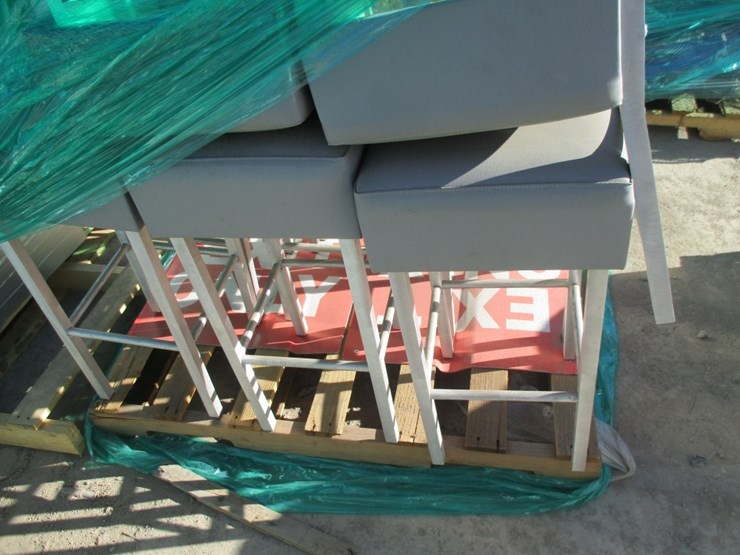 lot-of-chairs-&-stools,-image-3