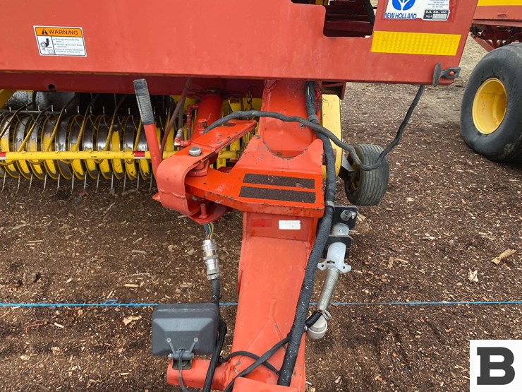 2002-new-holland-bb900-image-8