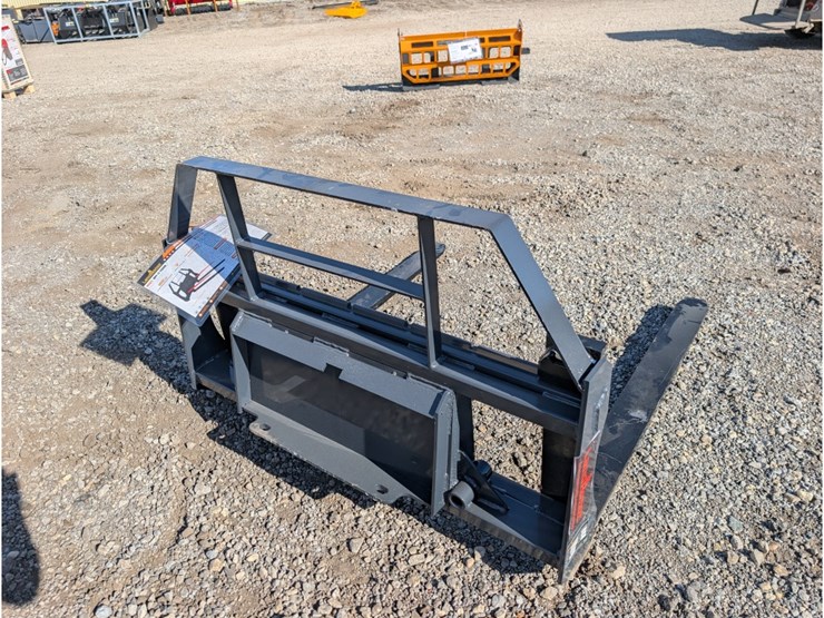 landhonor-mini-skid-steer-42"-forks-image-4