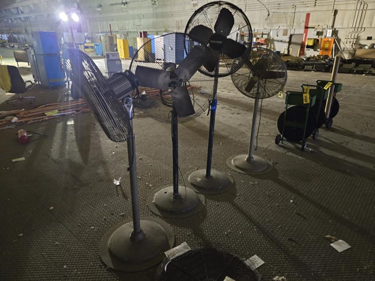 #3428-•-(4)-standing-fans-image-2